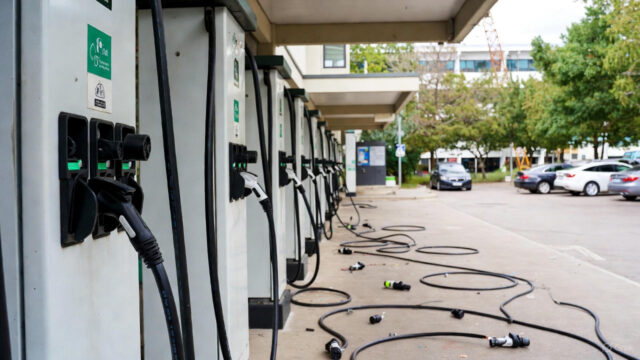 Кражи кабелей EV